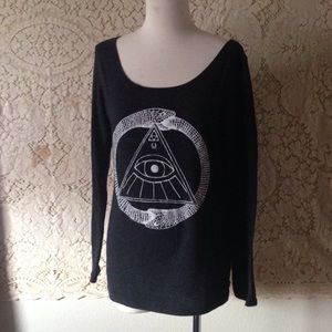 ✨NEW✨ ouroboros snake graphic long sleeve shirt -L